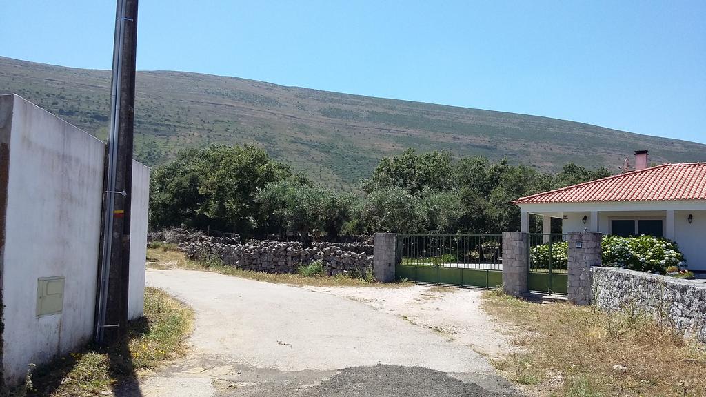 Casa Das Oliveiras Alvados Luaran gambar